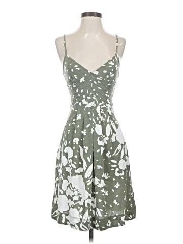 American Eagle Outfitters Casual Dress (view 1)