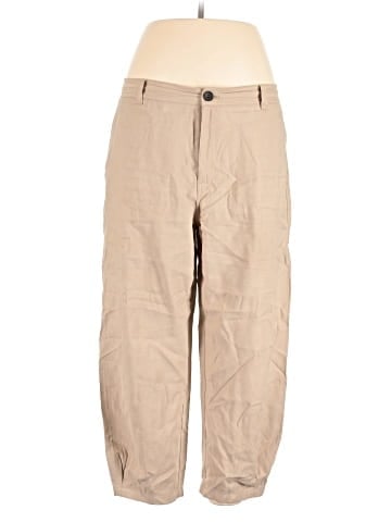 Zara Khakis (view 1)
