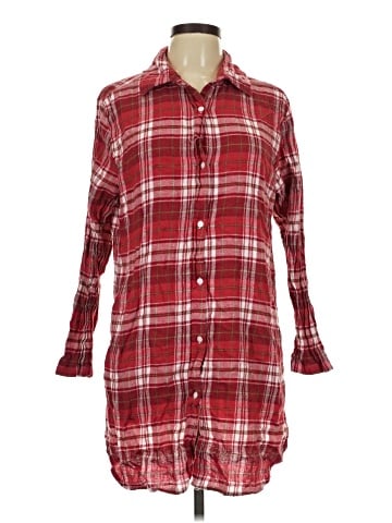 Metropolitan Long Sleeve Button-Down Shirt (view 1)