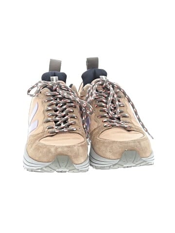 VEJA Sneakers (view 2)