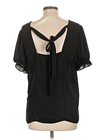 Everleigh Short Sleeve Blouse (view 2)