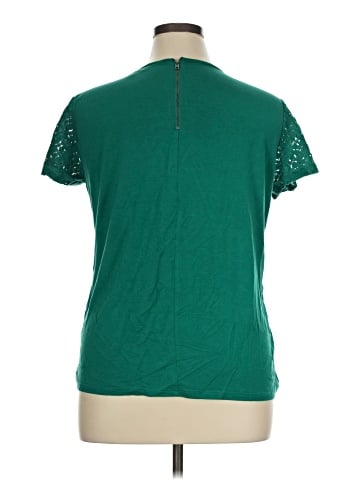 Market and Spruce Short Sleeve Top (view 2)