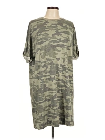 Mud Pie Casual Dress (view 1)
