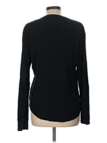 American Eagle Outfitters Long Sleeve T-Shirt (view 2)