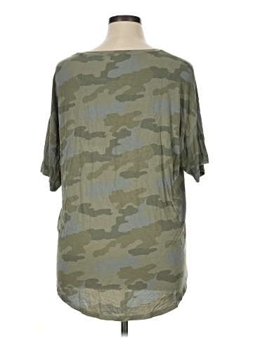 American Eagle Outfitters Short Sleeve T-Shirt (view 2)