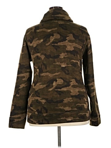 Bearsland Pullover Sweater (view 2)