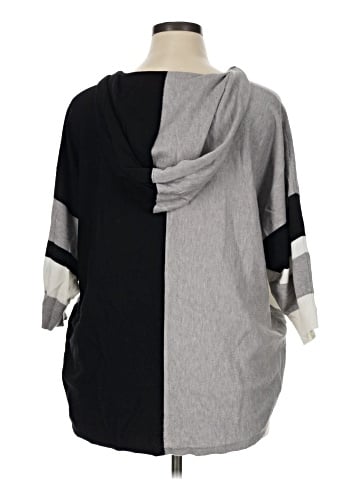 Aaeda Poncho (view 2)