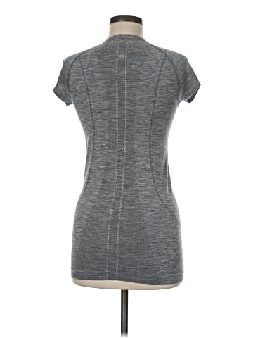 Lululemon Athletica Short Sleeve T-Shirt (view 2)
