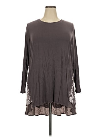 LOGO by Lori Goldstein Long Sleeve T-Shirt (view 1)