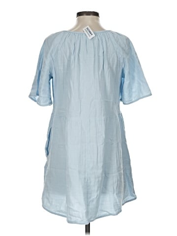 Old Navy Casual Dress (view 2)