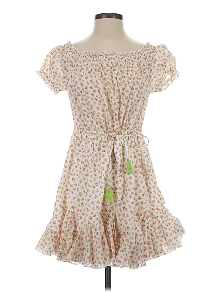Pre-owned Aakaa Casual Dress In Ivory