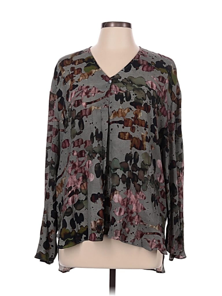 Pre-owned E3 By Etcetera Long Sleeve Blouse In Gray