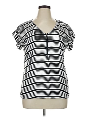My Michelle Short Sleeve Top (view 1)