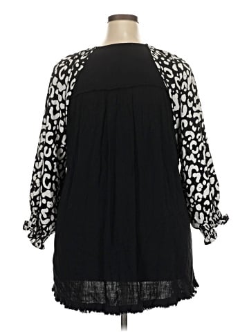 Umgee 3/4 Sleeve Blouse (view 2)