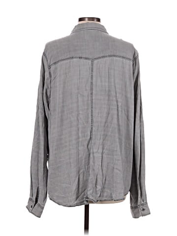 Maurices Long Sleeve Button-Down Shirt (view 2)