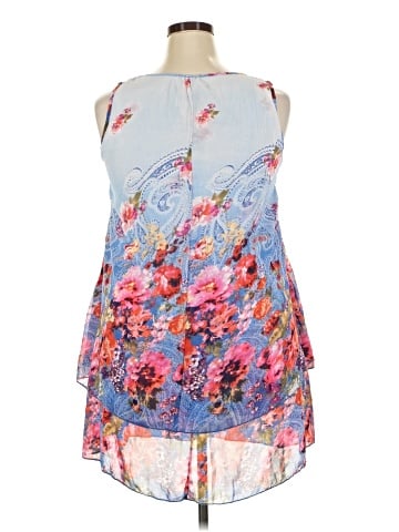 The Pyramid Collection Casual Dress (view 2)