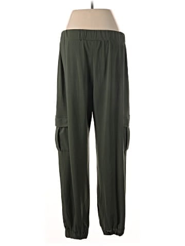 Lisa Rinna Cargo Pants (view 2)