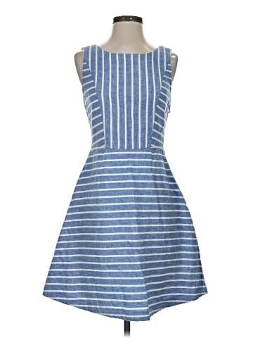 Vineyard Vines Casual Dress (view 1)