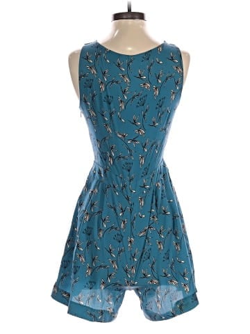 Ann Taylor LOFT Outlet Cocktail Dress (view 2)