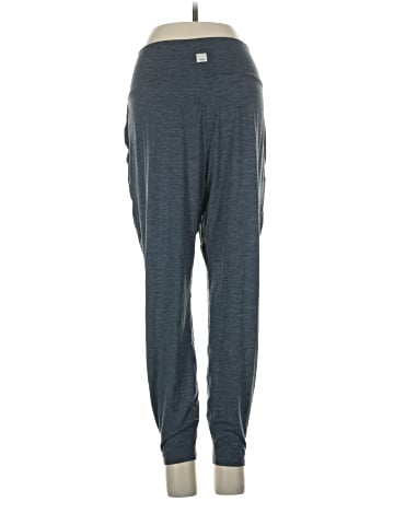 Vuori Active Pants (view 2)