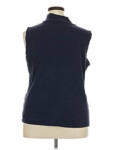 Croft & Barrow Sleeveless Top (view 2)