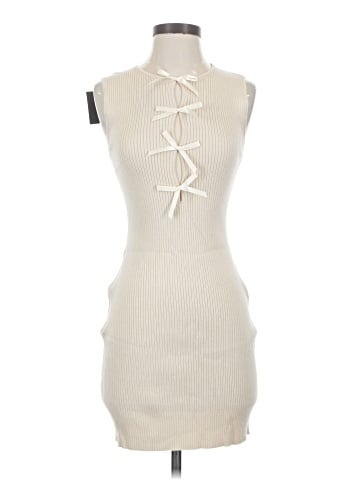 Le Lis Cocktail Dress (view 1)