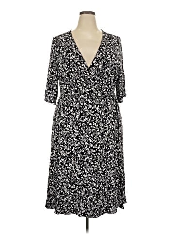 Old Navy Casual Dress (view 1)