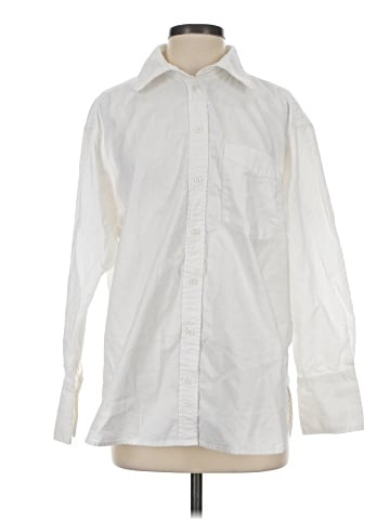 Gap Long Sleeve Button-Down Shirt (view 1)
