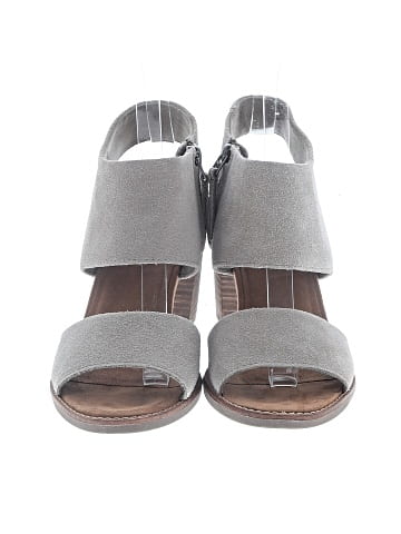 TOMS Sandals (view 2)