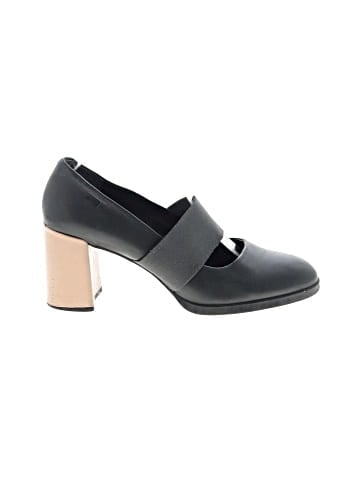 Camper Heels (view 1)