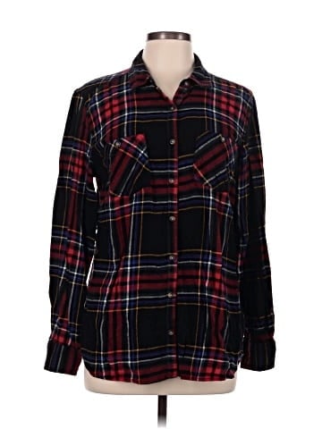 Maurices Long Sleeve Button-Down Shirt (view 1)