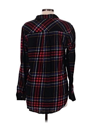 Maurices Long Sleeve Button-Down Shirt (view 2)