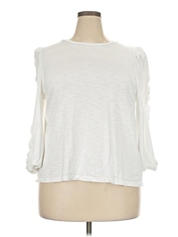Crown & Ivy 3/4 Sleeve Top (view 1)