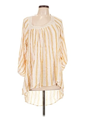 Urban Outfitters 3/4 Sleeve Blouse (view 1)