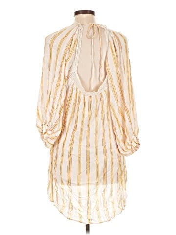 Urban Outfitters 3/4 Sleeve Blouse (view 2)