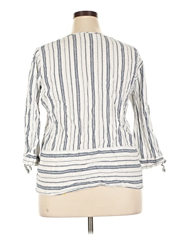Liz Claiborne 3/4 Sleeve Blouse (view 2)