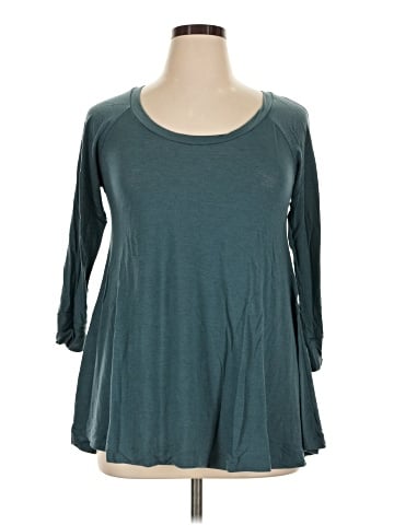 Gap 3/4 Sleeve T-Shirt (view 1)