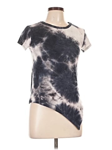 Free Kisses Short Sleeve T-Shirt (view 1)