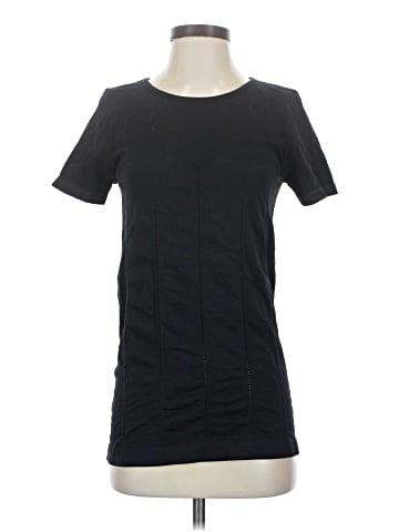 Fabletics Short Sleeve T-Shirt (view 1)