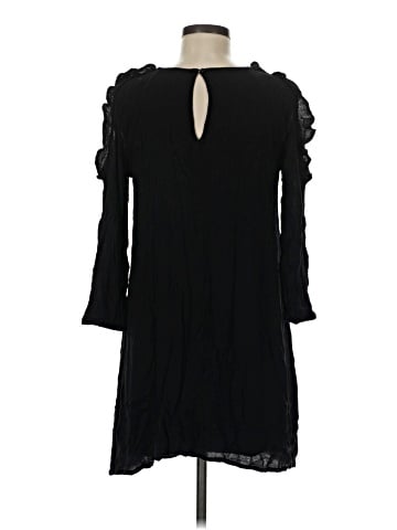 Old Navy Casual Dress (view 2)