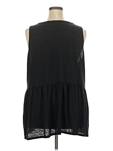 Old Navy Sleeveless Top (view 2)