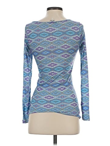 Kirra Long Sleeve T-Shirt (view 2)