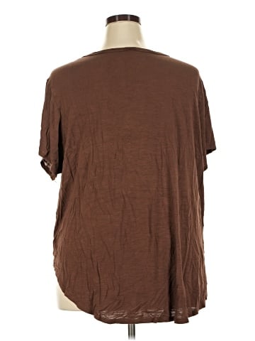 Old Navy Short Sleeve T-Shirt (view 2)