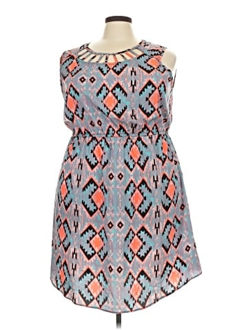 Bloom Casual Dress (view 1)