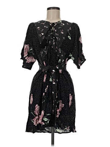 Xhilaration Casual Dress (view 1)