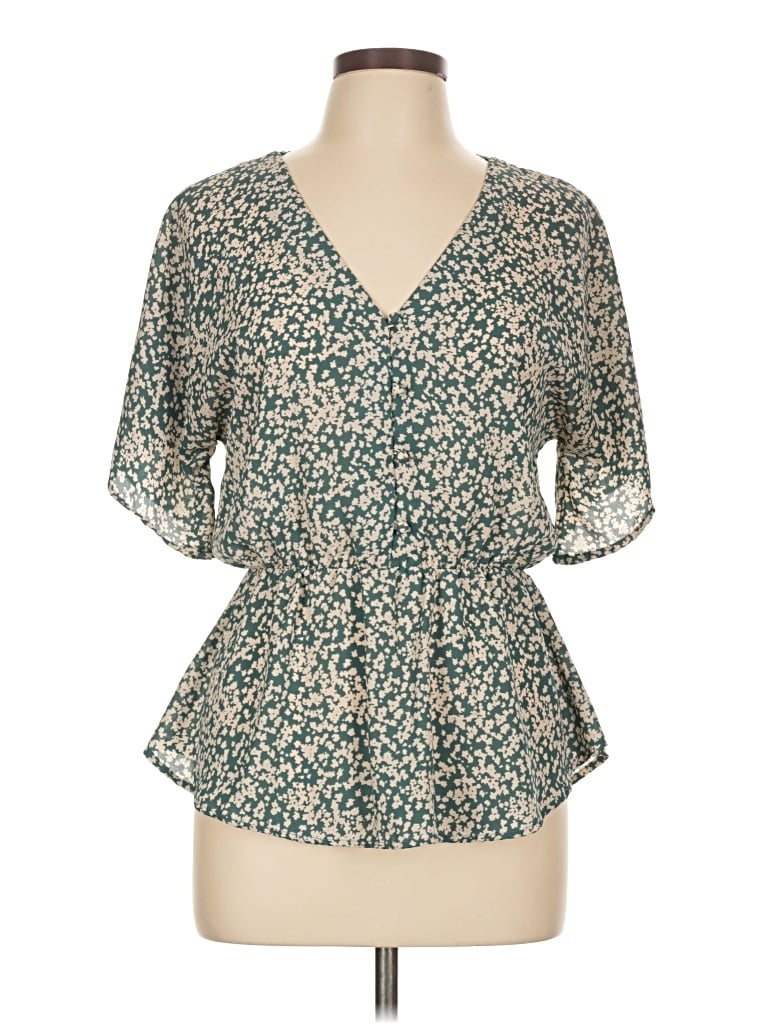 Pre-owned Sienna Sky Short Sleeve T-shirt In Green
