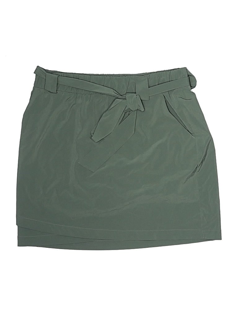 Click to view more detailed imagery on our partner's website Pre-owned Athleta Skort In Green