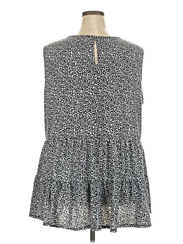 Lularoe Sleeveless Top (view 2)