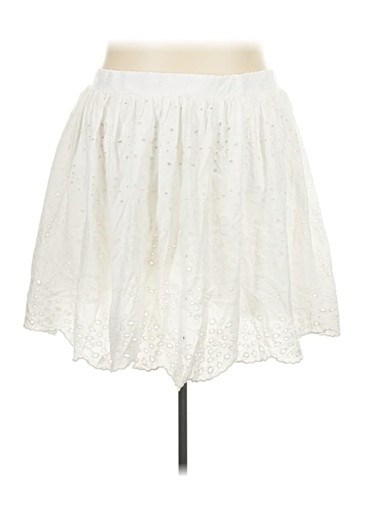 Pre-owned Torrid Casual Skirt In White