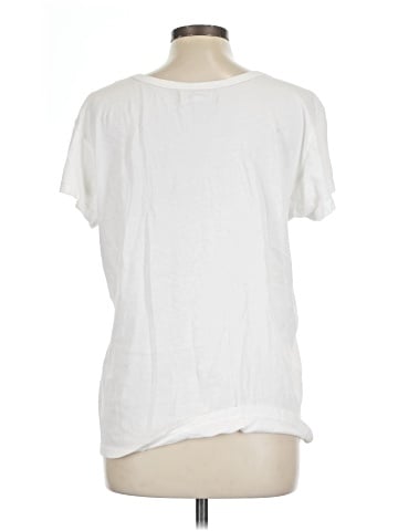 Rivet & Thread Short Sleeve T-Shirt (view 2)